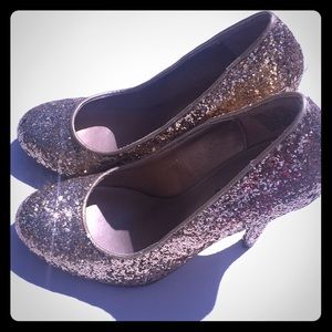 Candie’s Carachell Gold Heels